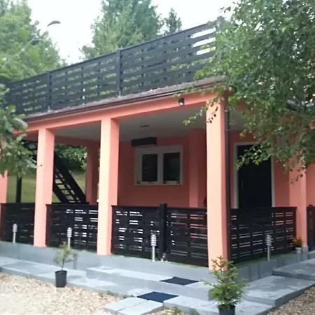 Ranch Pljesevica בית נופש